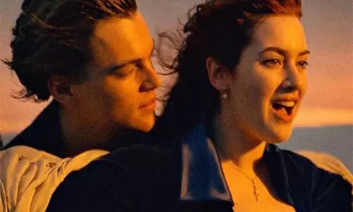 Kate Winslet ने टाइटैनिक की सफलता के बाद बॉडी शेमिंग के अनुभव के बारे में खुलकर बात की Kate Winslet ने टाइटैनिक की सफलता के बाद बॉडी शेमिंग के अनुभव के बारे में खुलकर बात की