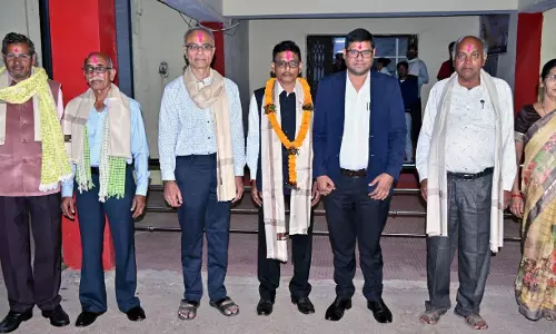 निगम प्रशासन ने 6 कर्मचारियों को ससम्मान विदाई दी