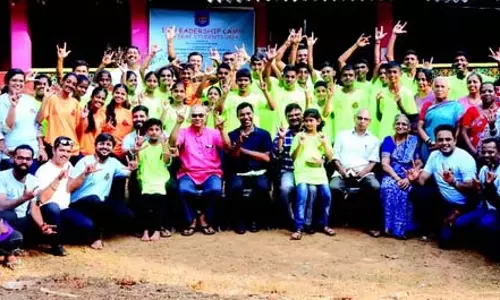 Breaking Barriers: बधिर छात्र भविष्य के नेता बनने के लिए तैयार