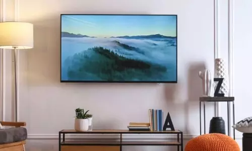 Amazon भारी डिस्काउंट के साथ मिल रहे 60 से 70 इंच वाले धांसू Smart TV, ऑफर