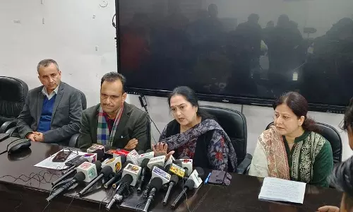 विश्वविद्यालय ने परिसर में चार पहिया वाहनों के प्रवेश पर प्रतिबंध लगाया विश्वविद्यालय ने परिसर में चार पहिया वाहनों के प्रवेश पर प्रतिबंध लगाया