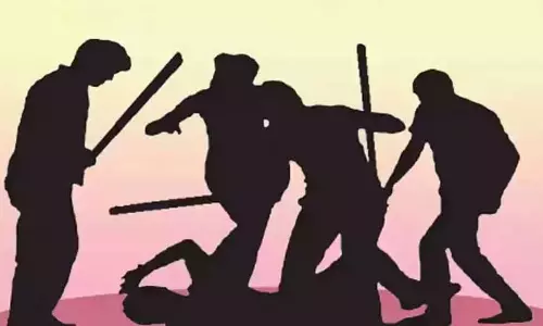 Assam : भाजपा नेता अपहरण के प्रयास से बाल-बाल बचे, जबरन वसूली की मांग Assam : भाजपा नेता अपहरण के प्रयास से बाल-बाल बचे, जबरन वसूली की मांग