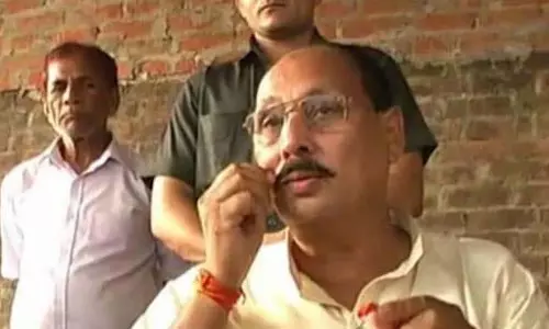 SP MLA रमाकांत यादव IR-42 गैंग में सूचीबद्ध, 15 साथियों की भी मुश्किलें बढ़ीं SP MLA रमाकांत यादव IR-42 गैंग में सूचीबद्ध, 15 साथियों की भी मुश्किलें बढ़ीं