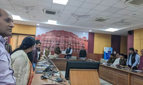Jaipur: नशा मुक्त जयपुर अभियान के प्रभावी क्रियान्वयन के लिए हर संभव प्रयास Jaipur: नशा मुक्त जयपुर अभियान के प्रभावी क्रियान्वयन के लिए हर संभव प्रयास