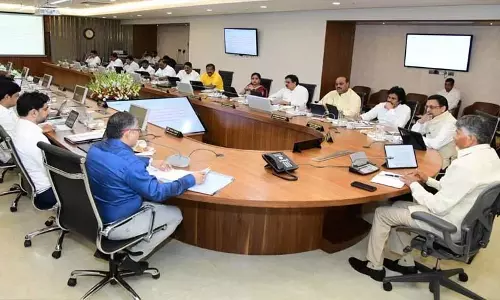 Chandrababu यूपी में चावल और भू-माफिया से निपटने के लिए यहां आए हैं Chandrababu यूपी में चावल और भू-माफिया से निपटने के लिए यहां आए हैं