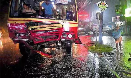 Alappuzha accident: KSRTC सुपरफास्ट बस चालक पर मामला दर्ज