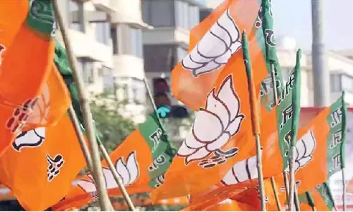 Karnataka भाजपा में घमासान, 32 नेताओं ने विधायक यतनाल के खिलाफ कार्रवाई की मांग की Karnataka भाजपा में घमासान, 32 नेताओं ने विधायक यतनाल के खिलाफ कार्रवाई की मांग की