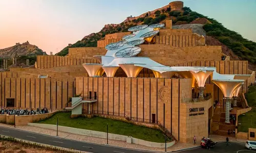 भुज के स्मृतिवन भूकंप स्मारक को UNESCO प्रिक्स वर्सेल्स 2024 का पुरस्कार मिला भुज के स्मृतिवन भूकंप स्मारक को UNESCO प्रिक्स वर्सेल्स 2024 का पुरस्कार मिला