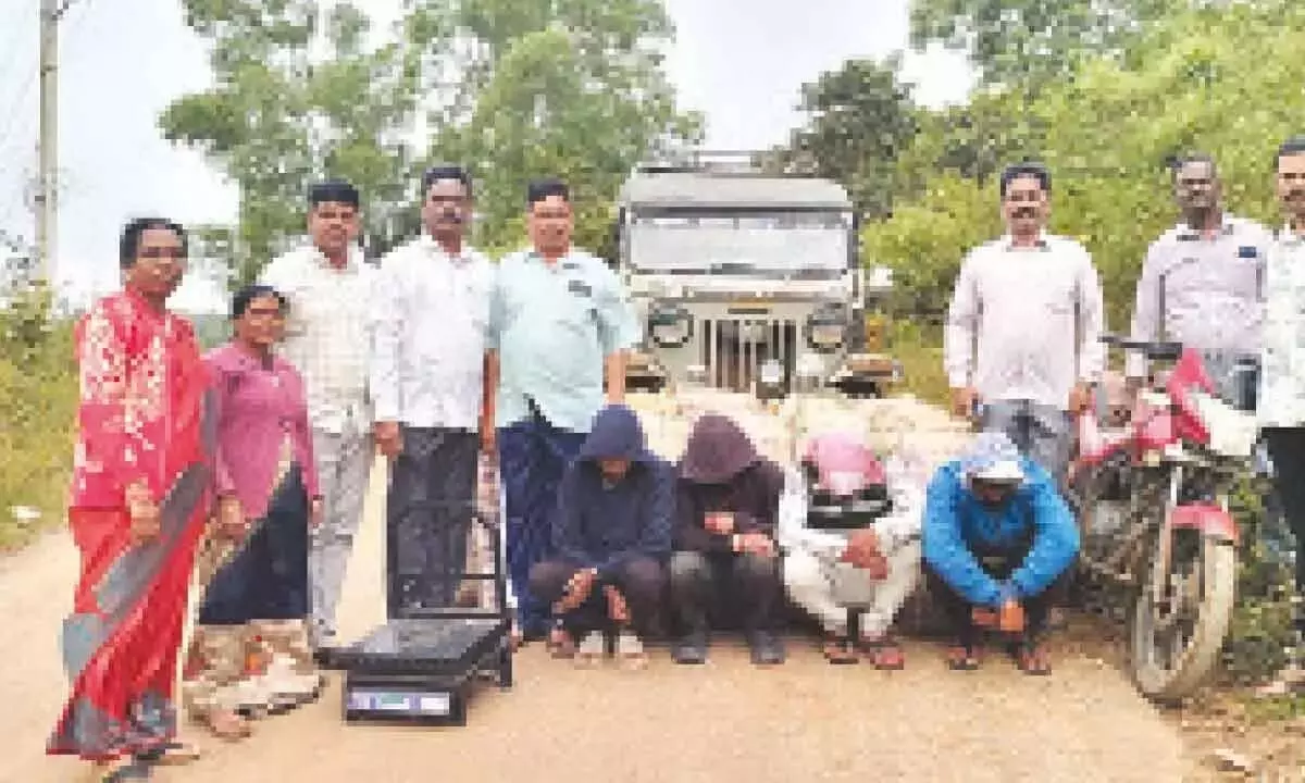 Andhra: 4 लोग गिरफ्तार, 400 किलो गांजा जब्त