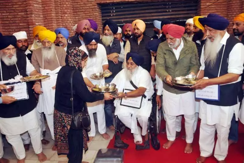 Akali Dal राजनीतिक चौराहे पर