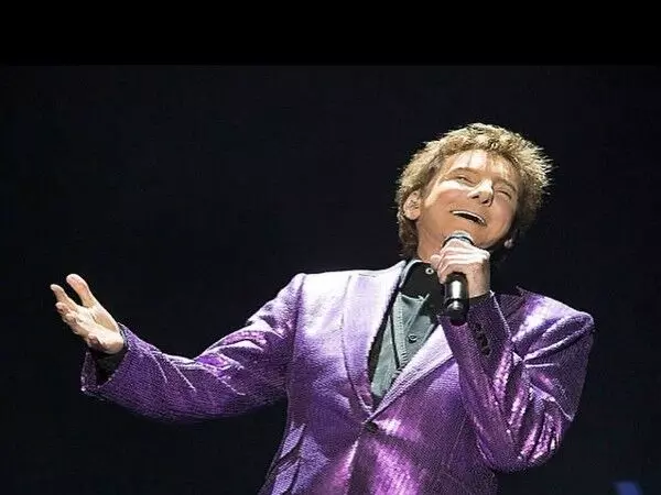 Barry Manilow ने वेस्टगेट लास वेगास में आजीवन निवास की घोषणा की