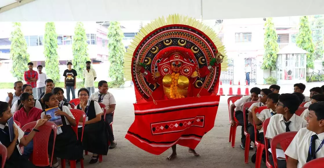 Kerala: स्कूलों में कलियुम कार्यवुम जागरूकता कार्यक्रम की शुरुआत