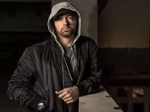 Rapper Eminem की मां का 69 वर्ष की आयु में निधन