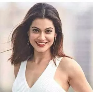 Payal Rohatgi ने अपने पिता के प्रोस्टेट कैंसर के इलाज के लिए वित्तीय सहायता मांगी