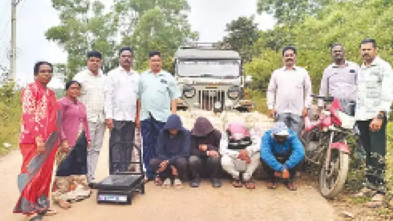 Paderu: 4 गिरफ्तार, 400 किलो गांजा जब्त