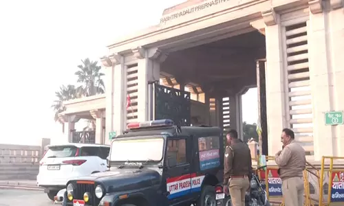 UP सरकार ने किसानों के विरोध को हल करने के लिए 5 सदस्यीय समिति बनाई UP सरकार ने किसानों के विरोध को हल करने के लिए 5 सदस्यीय समिति बनाई