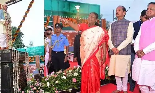Odisha: राष्ट्रपति ने किया रघुनाथ मुर्मू की प्रतिमा का अनावरण