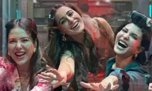 बहन की गिरफ्तारी के बाद Nargis Fakhri ने शेयर की पहली पोस्ट बहन की गिरफ्तारी के बाद Nargis Fakhri ने शेयर की पहली पोस्ट
