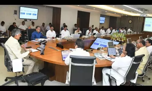 Andhra: चावल तस्करी मामले की जांच सीआईडी करेगी Andhra: चावल तस्करी मामले की जांच सीआईडी करेगी