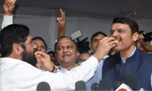 सरकार गठन: देवेंद्र फडणवीस से मुलाकात के बाद एकनाथ शिंदे का बड़ा फैसला