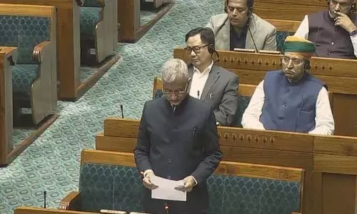 In Lok Sabha जयशंकर ने चीन के साथ संबंधों के लिए तीन प्रमुख सिद्धांत बताए In Lok Sabha जयशंकर ने चीन के साथ संबंधों के लिए तीन प्रमुख सिद्धांत बताए