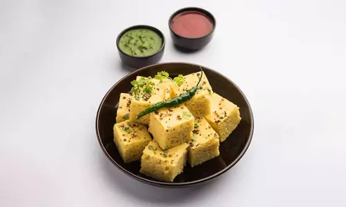 Recipe:  घर पर  बना सकते हैं मार्केट जैसा स्पंजी ढोकला