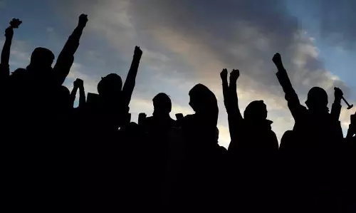 Assam : बांग्लादेश में हिंदुओं पर हो रहे अत्याचार को लेकर सिलचर में विरोध