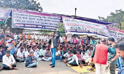 इंद्रावती लिफ्ट नहर का पानी मांगने किसानों ने NH जाम किया