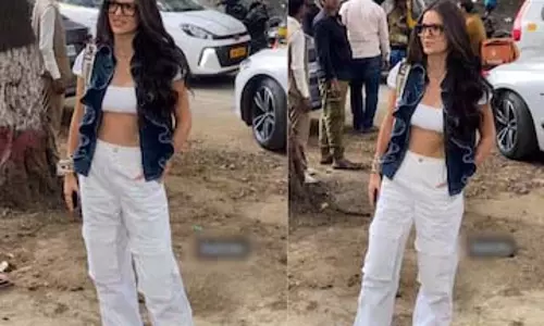 Natasha Stenkovic के बाहर निकलते ही उनके अनोखे अंदाज में Natasha Stenkovic के बाहर निकलते ही उनके अनोखे अंदाज में