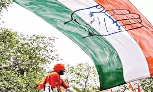 Karnataka: उपचुनाव में जीत के बाद कांग्रेस की नजर पंचायत चुनाव में जीत पर Karnataka: उपचुनाव में जीत के बाद कांग्रेस की नजर पंचायत चुनाव में जीत पर
