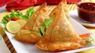 potato samosa: घर पर बनाएं बाजार जैसा आलू समोसा potato samosa: घर पर बनाएं बाजार जैसा आलू समोसा