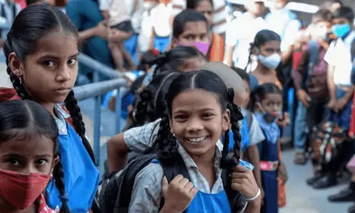 Bihar स्कूल अवकाश कैलेंडर 2025 जारी, यहां देखें पूरी सूची Bihar स्कूल अवकाश कैलेंडर 2025 जारी, यहां देखें पूरी सूची