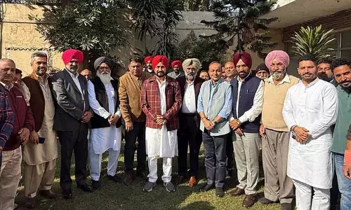 AAP और कांग्रेस ने नगर निगम चुनावों के लिए कमर कस ली