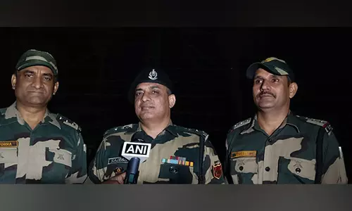 बांग्लादेश में बढ़ते तनाव के बीच भारत-बांग्लादेश सीमा पर BSF हाई अलर्ट पर