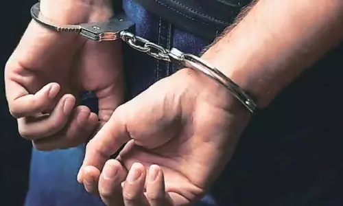 Mulund: दो फर्जी नगर निगम अधिकारी गिरफ्तार