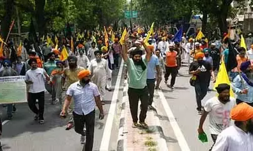 Chandigarh: कौमी इन्साफ मोर्चा ने निकाली विरोध रैली