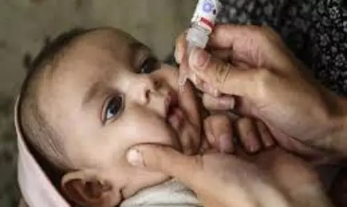 Dausa: 2,85,115 बच्चों को पिलाएंगे पल्स पोलियो की खुराक - 8 से 10 दिसम्बर चलेगा विशेष अभियान Dausa: 2,85,115 बच्चों को पिलाएंगे पल्स पोलियो की खुराक - 8 से 10 दिसम्बर चलेगा विशेष अभियान