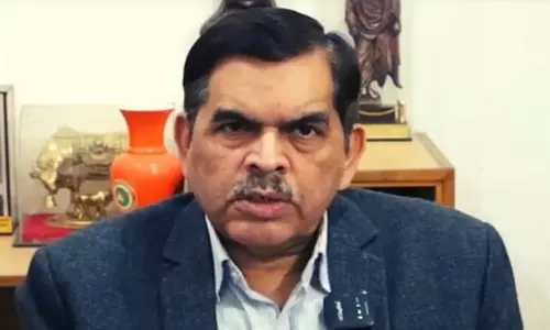 New Delhi: स्वदेशी जागरण मंच ने कुल प्रजनन दर में गिरावट पर चिंता व्यक्त की New Delhi: स्वदेशी जागरण मंच ने कुल प्रजनन दर में गिरावट पर चिंता व्यक्त की