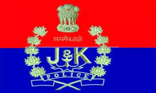 Jammu: पुलिस ने 4 ड्रग तस्करों को गिरफ्तार किया Jammu: पुलिस ने 4 ड्रग तस्करों को गिरफ्तार किया