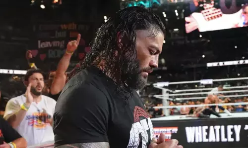 पूर्व WWE सुपरस्टार ने रोमन रेन्स के खिलाफ़ मुठभेड़ की रद्द की गई योजना का खुलासा किया पूर्व WWE सुपरस्टार ने रोमन रेन्स के खिलाफ़ मुठभेड़ की रद्द की गई योजना का खुलासा किया