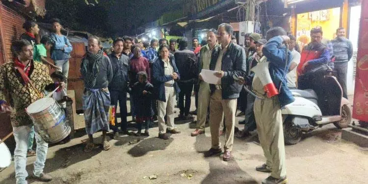 पुलिस ने फरार लोगों पर शिकंजा कसा पुलिस ने फरार लोगों पर शिकंजा कसा