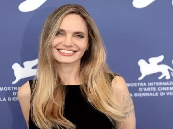 Angelina Jolie अपनी खुद की बायोपिक क्यों नहीं चाहतीं Angelina Jolie अपनी खुद की बायोपिक क्यों नहीं चाहतीं