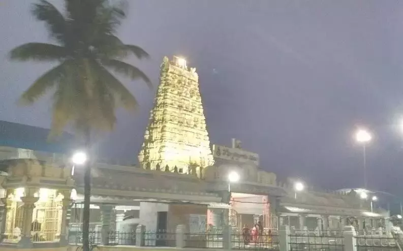 Tirupati: कनिपकम मंदिर में अस्थिरता, 4 महीने में तीसरी बार ईओ में बदलाव