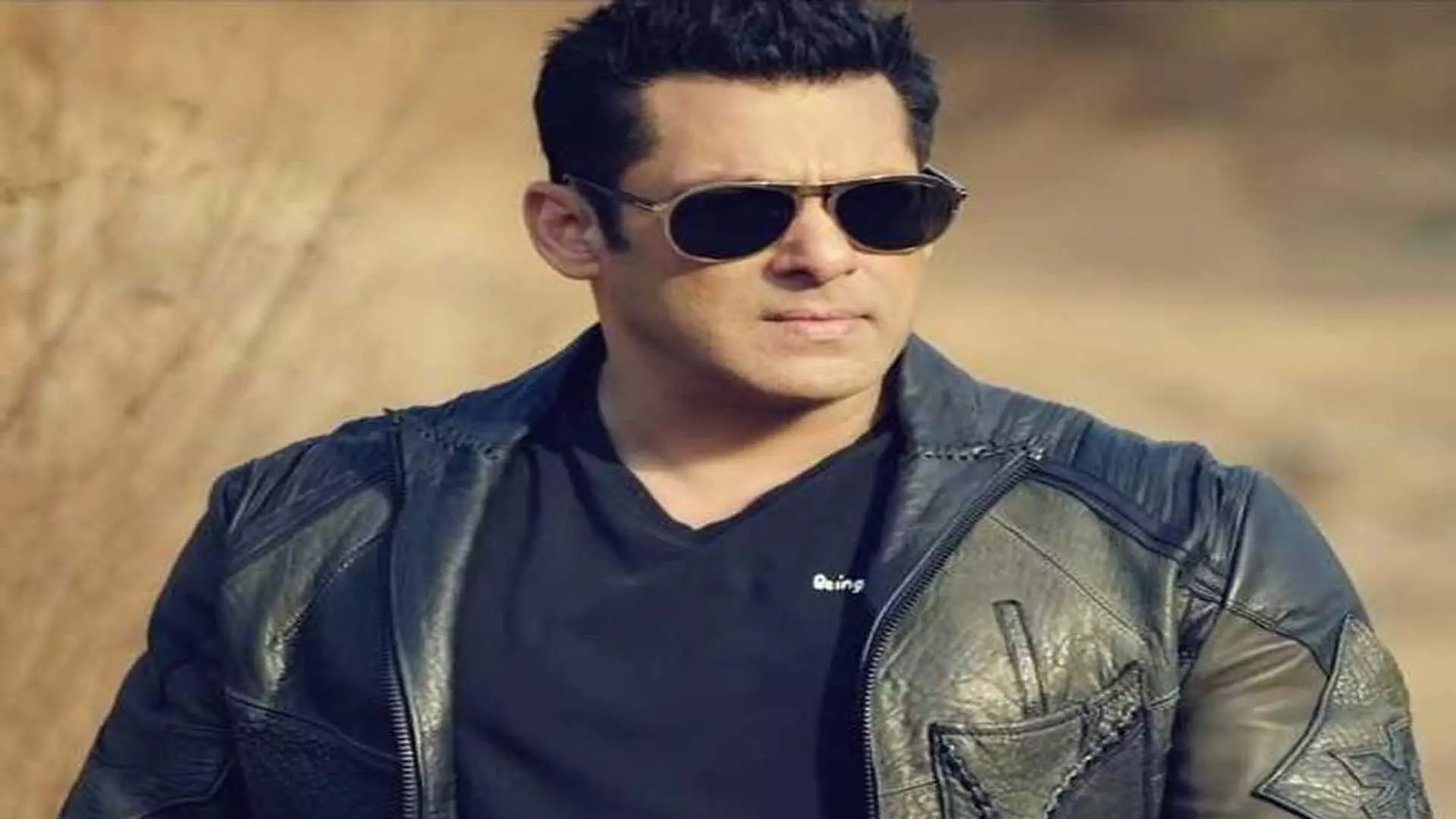 Salman Khan की आने वाली फिल्म के सेट पर घुसा शख्स, उनके बॉडीगार्ड को दी धमकी