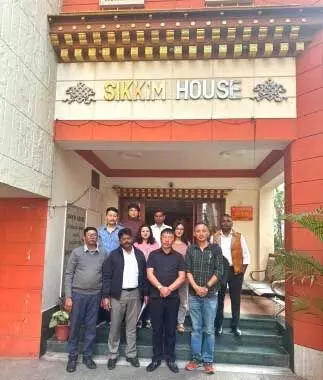 Sikkim :  पर्यटन मंत्री ने कोलकाता में सिक्किम हाउस का निरीक्षण किया