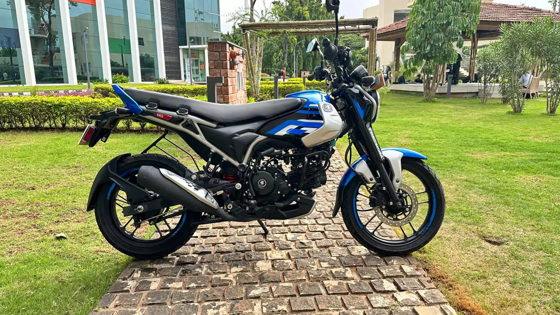 Bajaj Freedom CNG बाइक अब 10,000 रुपये की कटौती के साथ और सस्ती हो गई Bajaj Freedom CNG बाइक अब 10,000 रुपये की कटौती के साथ और सस्ती हो गई