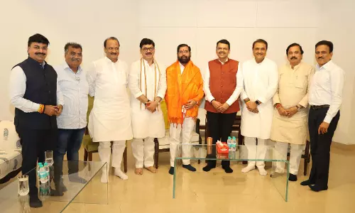 आज महाराष्ट्र के सीएम पद की शपथ लेंगे देवेंद्र फडणवीस आज महाराष्ट्र के सीएम पद की शपथ लेंगे देवेंद्र फडणवीस