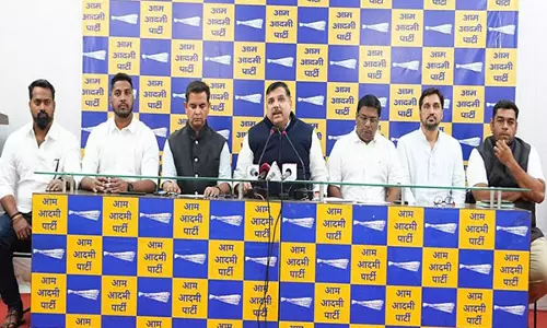 सीएम प्रमोद सावंत की पत्नी का नाम नौकरी के लिए रिश्वत लेने के घोटाले में आया: Sanjay Singh