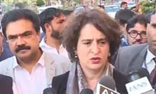 प्रियंका गांधी ने अमित शाह से की मुलाकात, वायनाड के लिए वित्तीय सहायता की मांग प्रियंका गांधी ने अमित शाह से की मुलाकात, वायनाड के लिए वित्तीय सहायता की मांग
