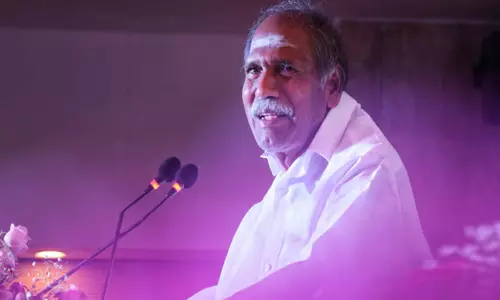 Tamil Nadu: सीएम रंगासामी ने लोगों से मुलाकात की, शिकायतों की बाढ़ Tamil Nadu: सीएम रंगासामी ने लोगों से मुलाकात की, शिकायतों की बाढ़